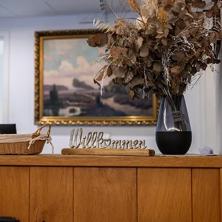 Jann Hinsch Hof Szálloda 3*