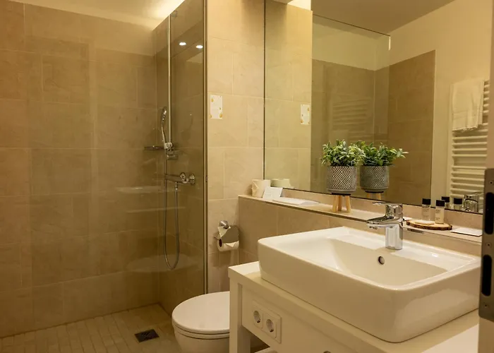 Jann Hinsch Hof Hotel